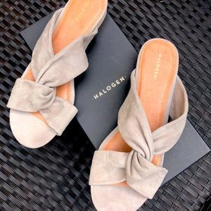 Grey suede sandals by Halogen